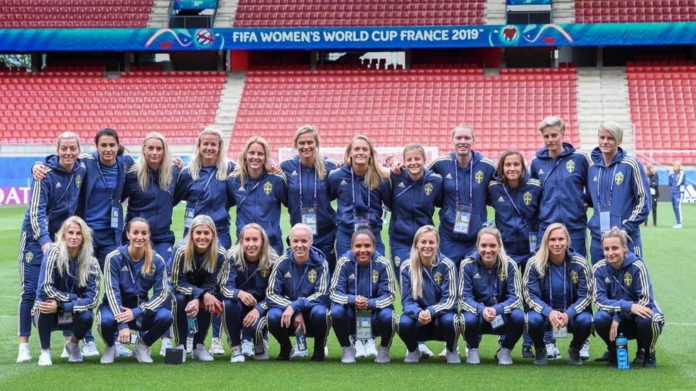 Sverige fick inte träna på matcharenan Roazhon park i Rennes på kvällens före match, men väl acklimatisera sig på arenan. Den troliga startelvan blir med gtre LFC-spelare från start och två på bänken.