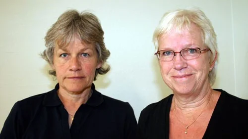 Margareta Forsgren och Gun Wik tycker att man måste göra något åt ungdomars stress i skolan. Foto: Rebecca Carlsson