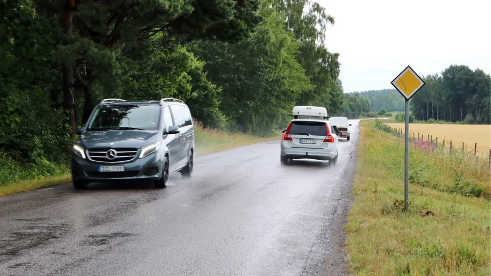 På vägen ut mot Hornslandet vill Västerviksbor ha en cykelväg. Foto: Liselotte S Johansson