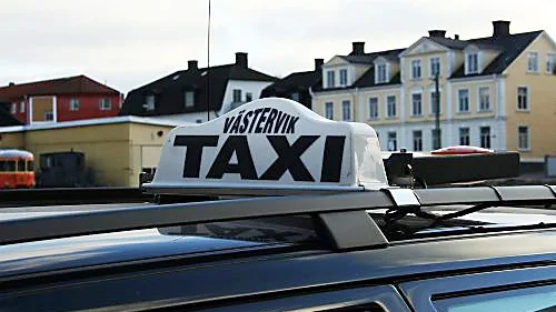 I helgen blev en taxichaufför i Västervik misshandlad. Det är den andra attacken mot taxikåren i kommunen i år.