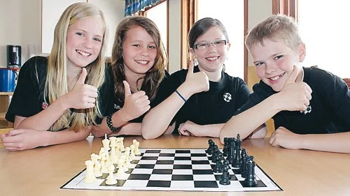 Kajsa Notklev, Jackie Andersson, Elvira Svensson och Sebastian Sjöberg är laddade.