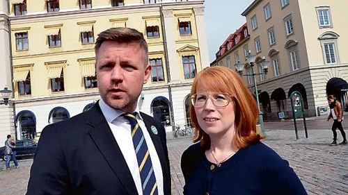 Fredrick Federley och Annie Lööf på Stora torget.