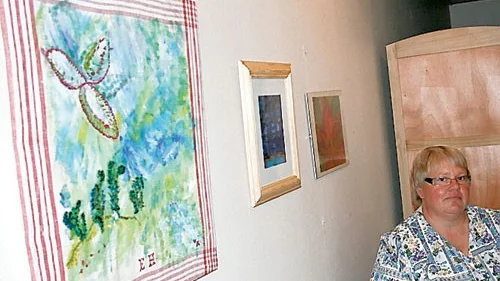 Monika Forsberg är en av konstnärerna som ställer ut i helgen. Foto: Rebecca Carlsson