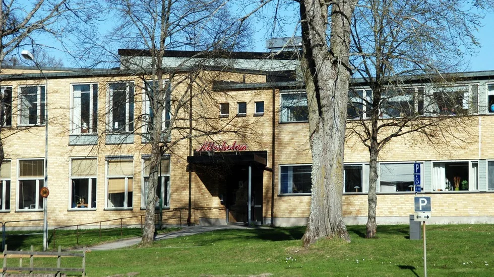 Polisen slog till mot Alléskolan. Foto: Tommy Pettersson
