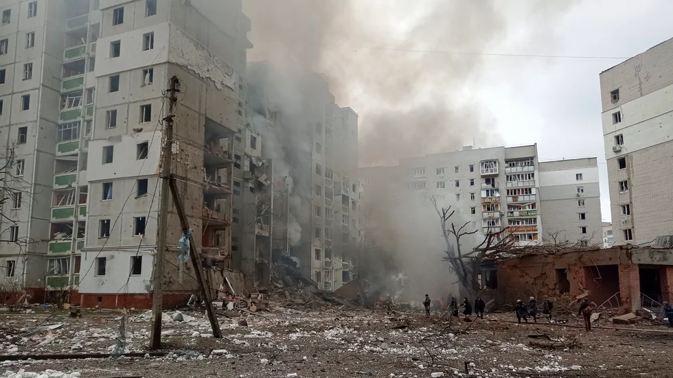 Förödelse i Chernigiv, Ukraina, efter rysk flygräd.