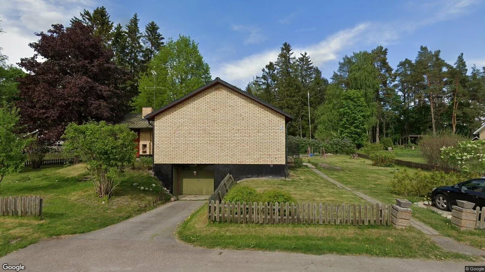Tjärbrännarvägen 12
