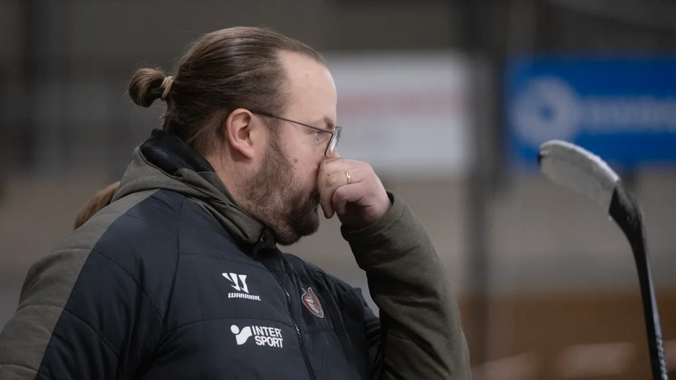 Nyköpings SK-tränaren Tobias Snäll har redan börjat analysera säsongen. 