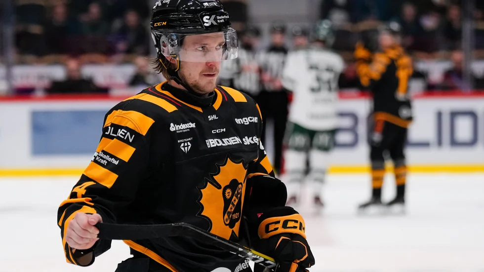 Jonathan Pudas och Skellefteå AIK vann till slut torsdagens toppmöte med Färjestad BK med 6–4, efter fem hemmamål i den tredje perioden.