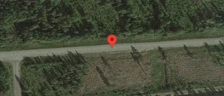 Brinnande lastbil stoppar trafiken på E45