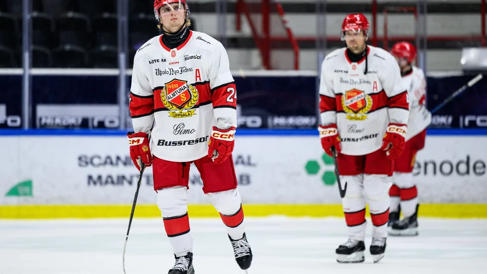 Trots att Elliot Ekmark gav Almtuna ledning lyckades AIK vända och vinna med hela 6-3.