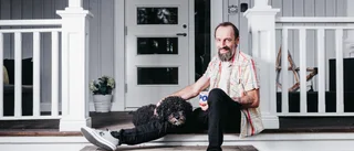 Roland har förvandlat den gamla butiken till ett mysigt drömhus