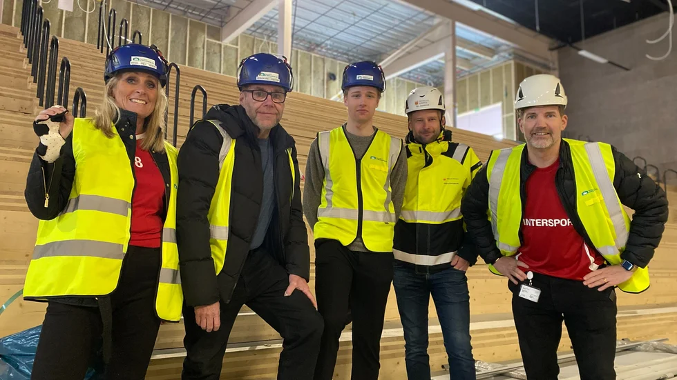 Catharina Bernhardsson, Peter Eriksson, Tim Lindgren, Erik Granbeck och Mats Karlsson samlades på måndagen i Larslunda arena.