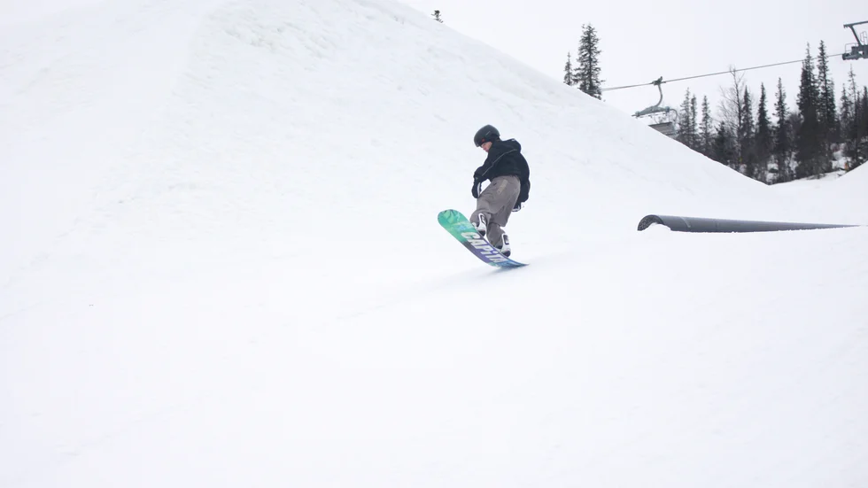 Snowboardens elit intar Dundret under dagarna tre.