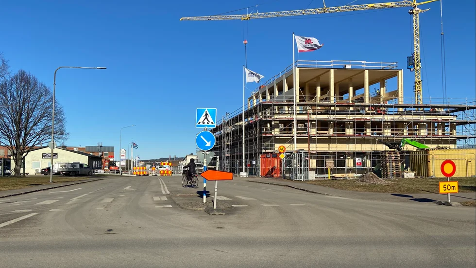 Vintergatan är avstängd för trafik. Orsaken är ett trasigt avloppsrör.