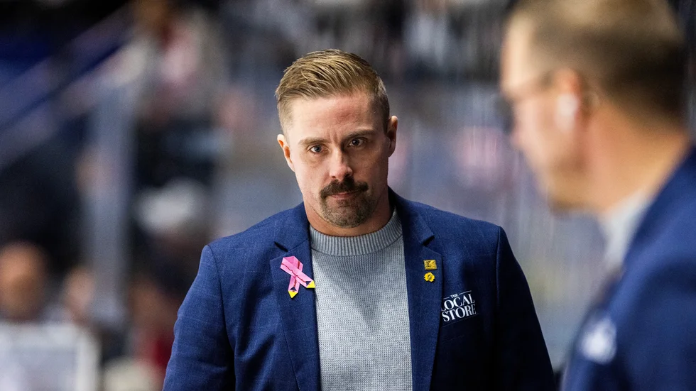 Pierre Johnsson ser positiva tendenser i spelet, trots att Skellefteå AIK blott vunnit två av de senaste nio matcherna.