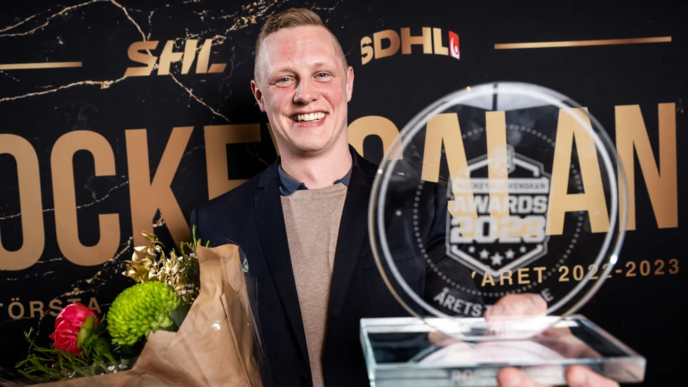 Robert Kimby prisades som "Årets tränare" i den historiska hockeygalan.