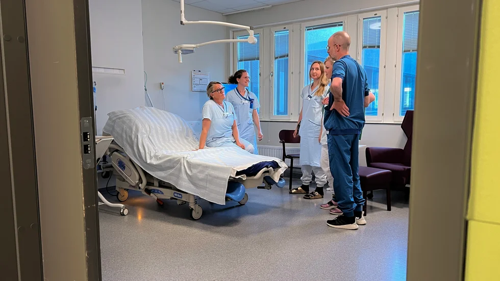 Den som är med i studien och får vara hemma under latensfasen har ett rum stående på förlossningen i väntan på att nästa fas ska komma igång. På så vis behöver den gravida patienten inte oroa sig för att det ska bli fullt på förlossningen under tiden.