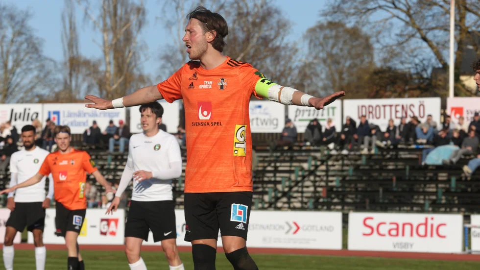 Sebastian Starkenberg vill att så många som möjligt i årets trupp stannar så att laget kan bygga vidare på det man startat.