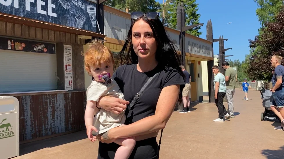 Efter dödsolyckan på Gröna Lund valde Kolmårdens djurpark att stänga berg- och dalbanan Godiståget. Isabelle Ekman säger att hon inte kommer låta sina barn åka de attraktioner som hålls öppna.