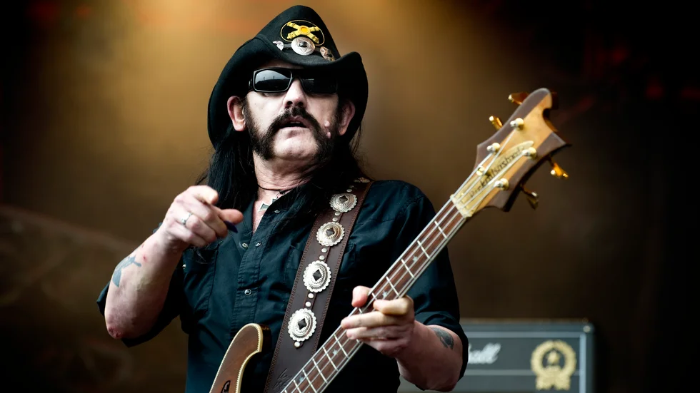 Lemmy Kilmister med Motörhead på Roskildefestivalen 2010. Arkivbild.