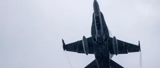 Stridsflyg kraschade under uppvisning