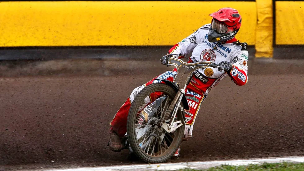Lagkapten. Andreas Jonsson är tillbaka för Rospiggarna i toppmötet mot Piraterna.