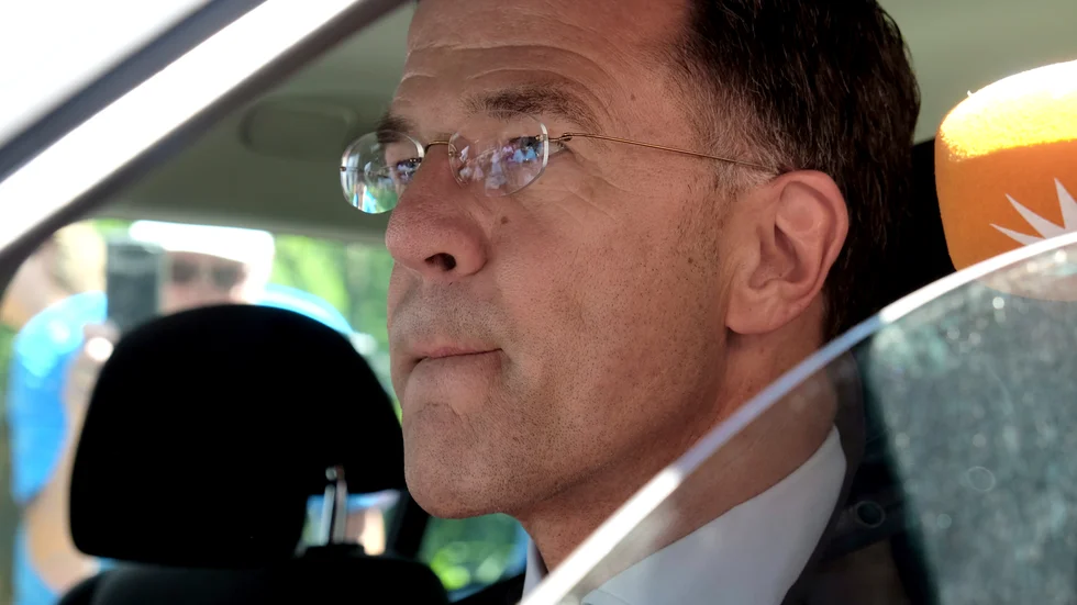 Nederländernas premiärminister Mark Rutte efter att den 8 juli ha meddelat kungen Willem-Alexander om att regeringen avgår.