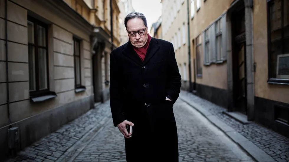 Horace Engdahl (född 1948) sitter sedan många år tillbaka i Svenska Akademien. Han har haft en framträdande roll i den kris som sedan hösten 2017 har skakat Akademien.
