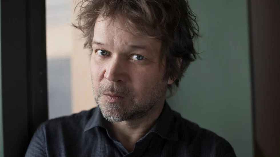 Tomas Bannerheds roman ”Lugnet” recenseras av Ida Stiller.