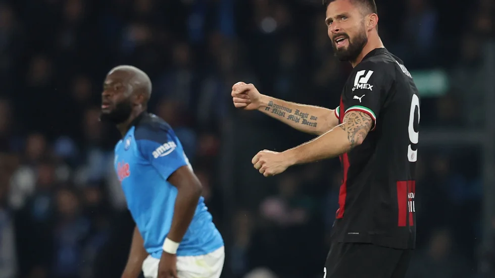 Olivier Giroud gjorde Milans mål när klubben slog ut Napoli i kvartsfinalen i Champions League. Nu har han förlängt kontraktet över nästa säsong.
