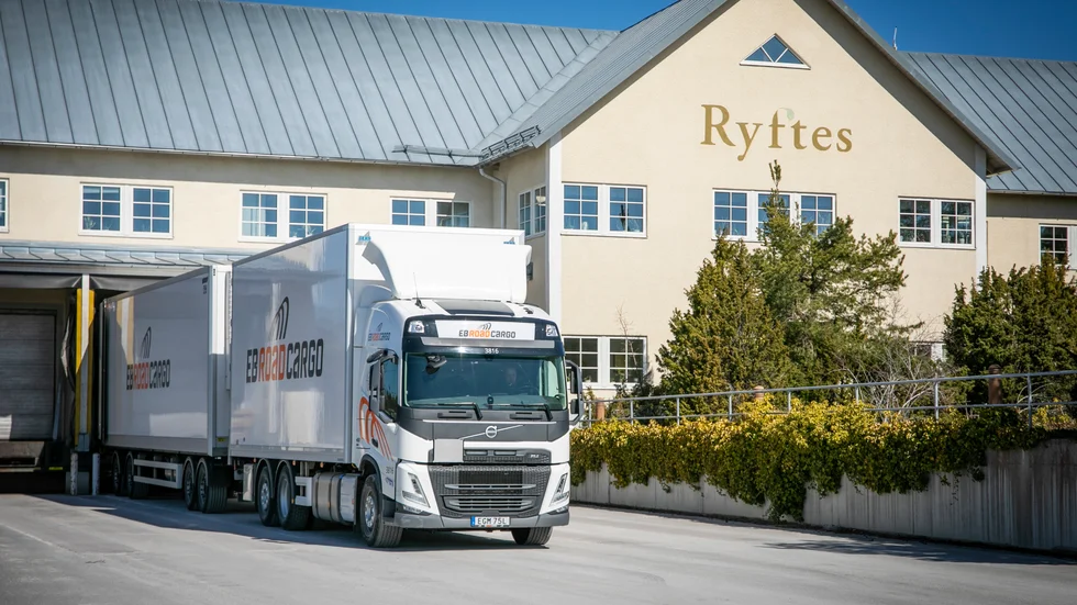Ryftes levererar 95 procent av sin produktion till fastlandet. Det innebär mellan tio och tolv tusen ton om året.