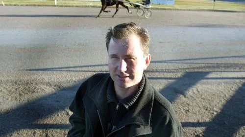 Mantorps regerande champion Claes Svensson siktar på att bli en av Sveriges fem bästa travtränare inom fem år.