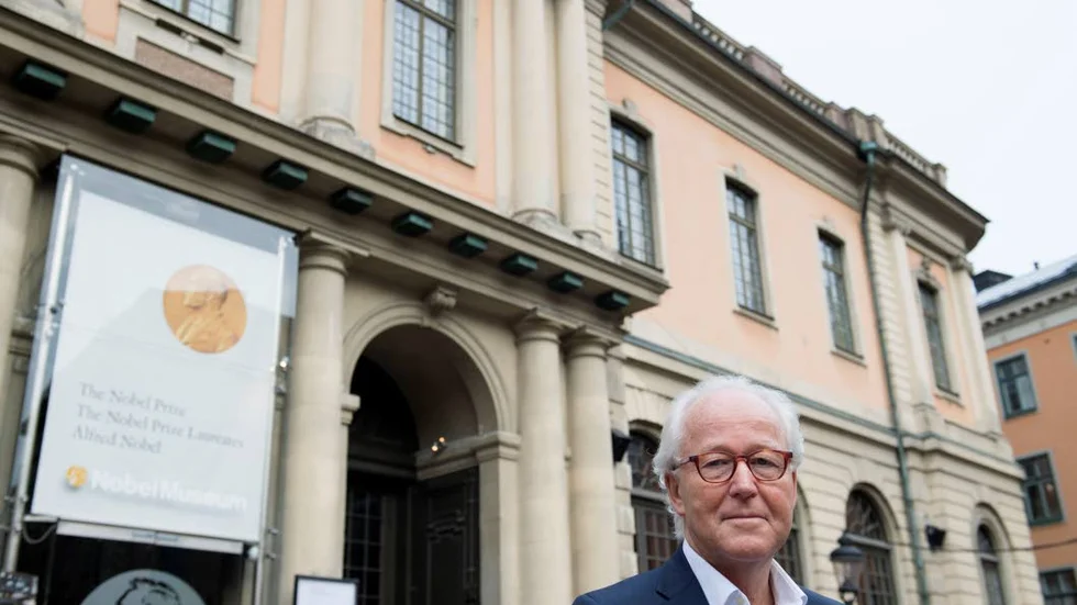 Nobelstiftelsens vd Lars Heikensten menar att Nobelpriset i litteratur kan försenas ytterligare om inte Svenska Akademien reformerar sig efter skandalen.