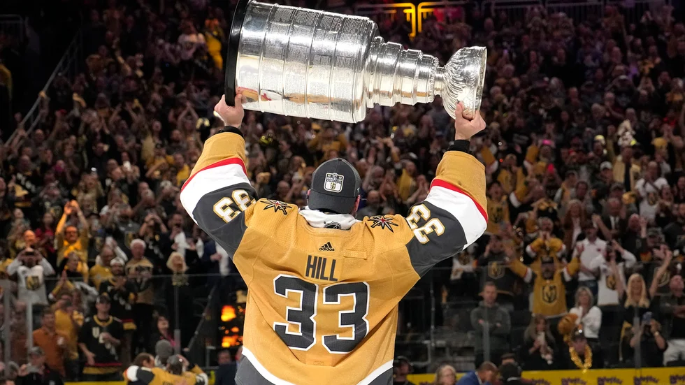 Vegas tog hem sin första Stanley Cup-buckla natten mot onsdagen svensk tid.