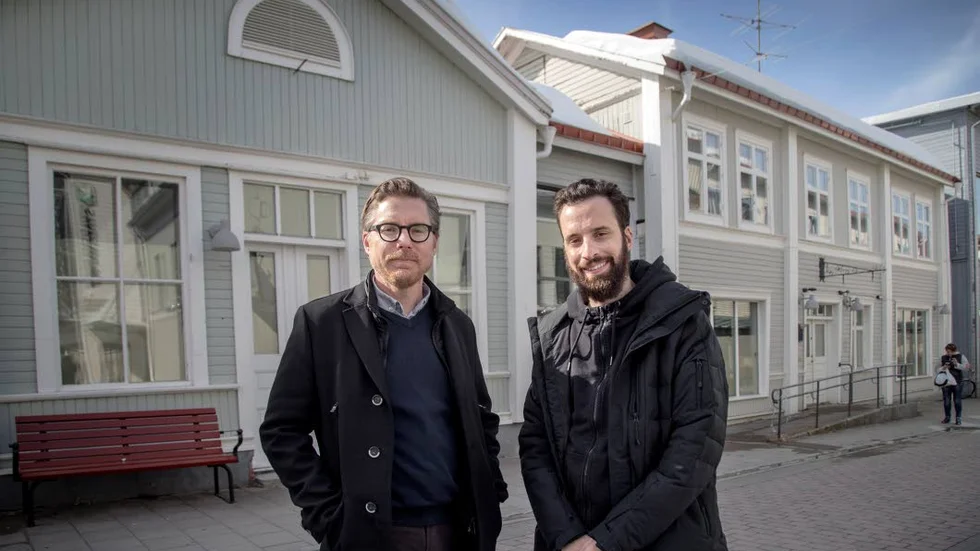 Här i Krokodils gamla lokaler efter gågatan öppnar app-restaurangen Pinchos i slutet av juni eller början av juli. "Det känns riktigt bra" säger franchisetagaren Peter Haghjoo bredvid Andreas Wallstén, AB Wallsténshus som är hyresvärden.