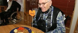 Lagad mat skickas till planerade äldreboenden