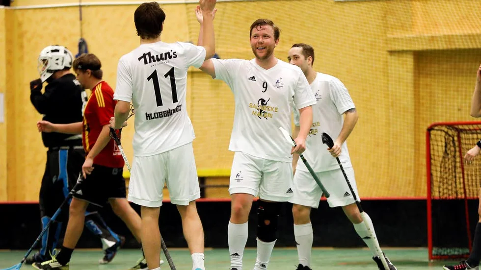Tremålsskytt. Patrik Rämström svarade för tre av Lamdjurets mål mot Bålsta.