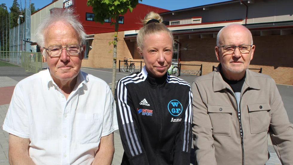 Hjärtat i Mantorps avgående ordförande Bill Sjölund och kassör Thorleif Johansson flankerar Anna Kellander i Wifolka gymnastikförening. Rikt föreningsliv, bra kommunikationer och ökande befolkning – Mantorp har många fördelar tycker de.