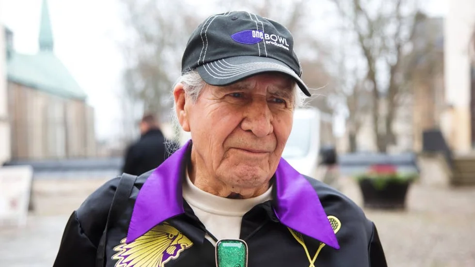 Professor Oren R Lyons är indianhövding, en av Plantagons grundare och dess förste styrelseordförande.
