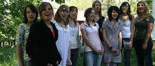 Alunda ungdomskör backar Laleh