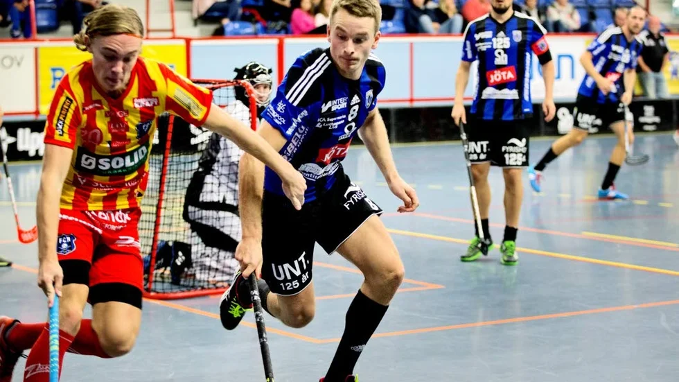 John Barck skadade ögat.