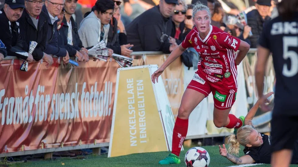 Julia Karlernäs kan bli damallsvenskans mest värdefulla spelare.