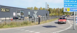 Överfart saknas vid byggvaruhandel