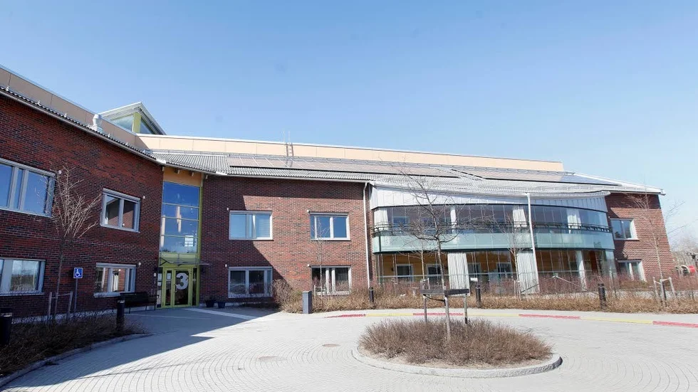 Att renovera omvårdnadsboendet på Åkersbergsvägen kan kosta upp mot 30 miljoner kronor.