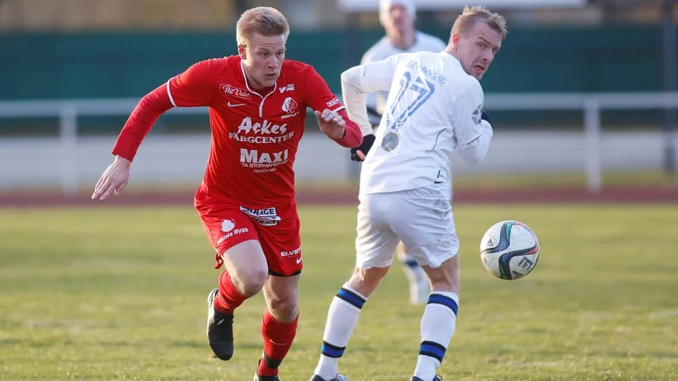 Förlust. Patrik Klaman och övriga EIS räckte inte till mot Rådmansö.