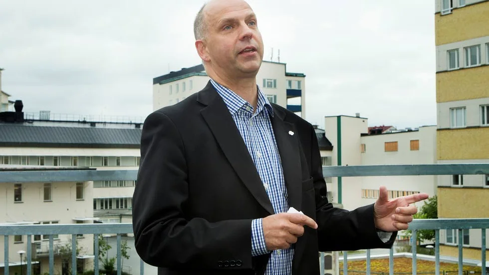 AT-tjänster. Det behövs fler AT-tjänster, inte minst för att täcka läkarbehoven i primärvården, anser Johan Örjes (C).