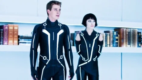 Garrett Hedlund och Olivia Wilde i Tron: Legacy.