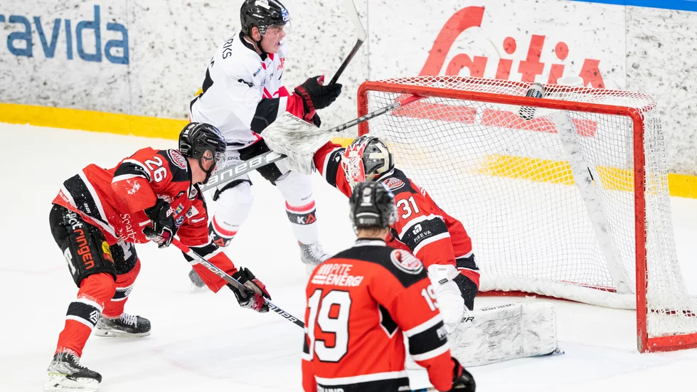 Tidigare i vår åkte Piteå Hockey ur slutspelet efter två raka förluster mot Kalix. Från och med nästa säsong kan istället bäst av fem matcher gälla. (Arkivbild)