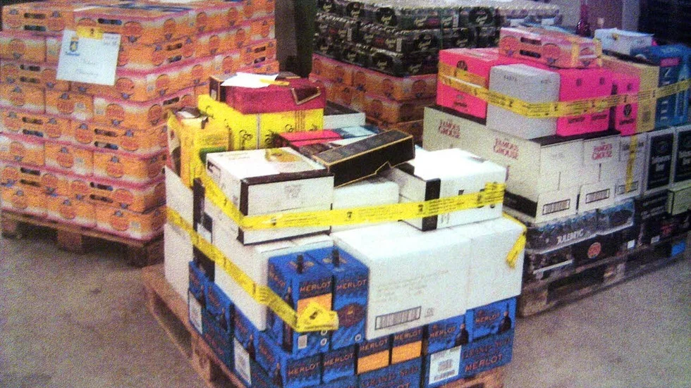 Hovrätten ändrar tingsrättens dom för en man från Uppsala län som smugglat in alkohol till Sverige. Hovrätten menar att mannen ska dömas till fängelse i sex månader istället för villkorlig dom som tingsrätten ville.