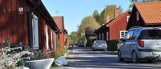 Hus på bruksgata hotas av trafik